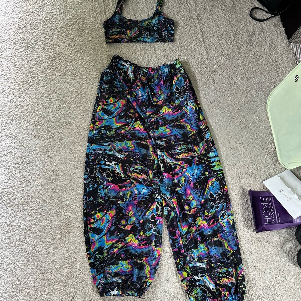 iHeartRaves Multicolor Track Pants & Joggers